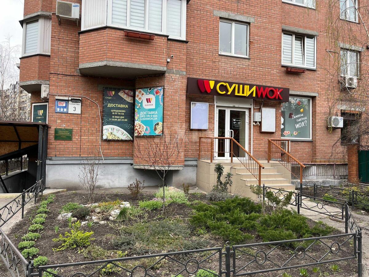 Объект торговли ул. Ахматовой Анны 3, 131м262520