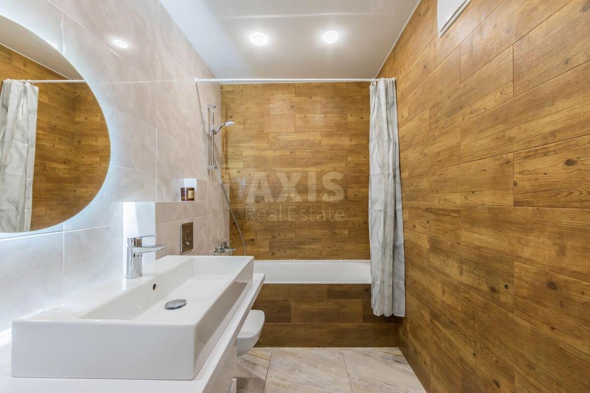 1k apartment vul. Sverstjuka Jevgena 47