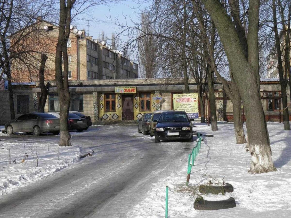 Объект торговли ул. Бориспольская 3А, 408м2576751