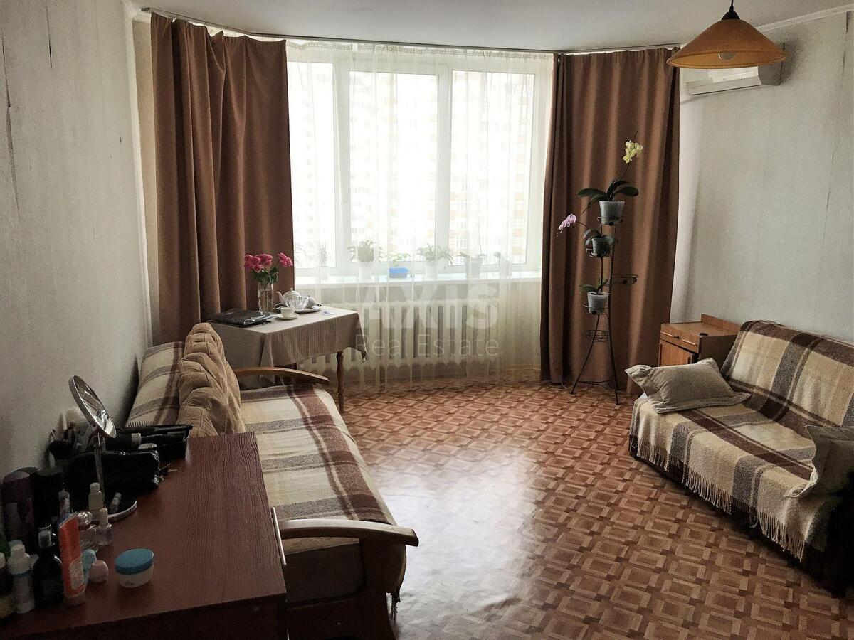 1k apartment vul. Ahmatovoi' Anny 35А579081