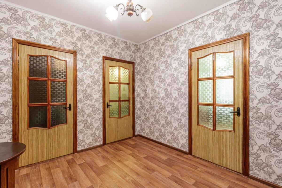 3k apartment vul. Ahmatovoi' Anny 16В580065