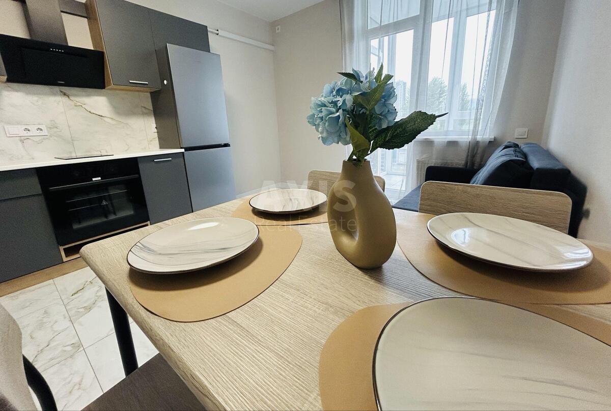 1k apartment vul. Zarichna 1В