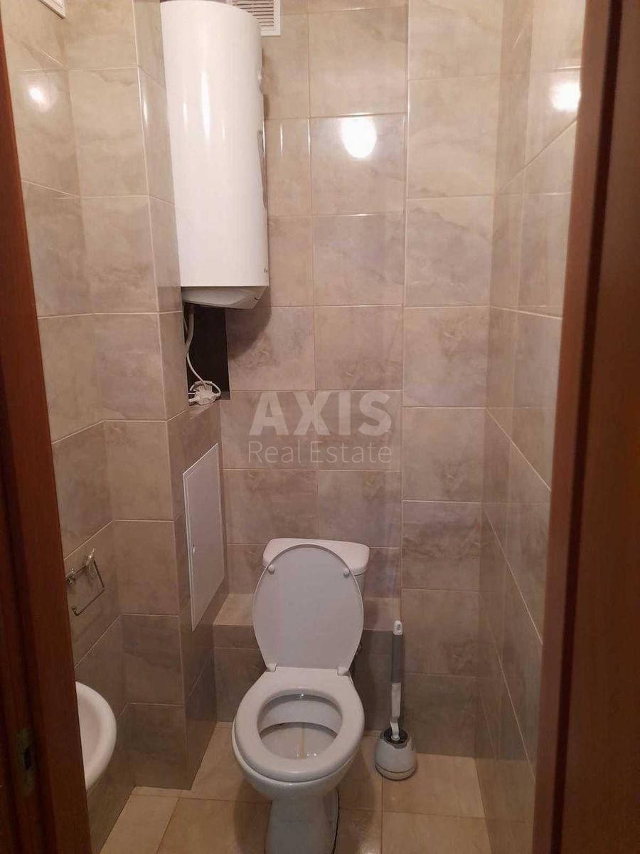 1k apartment vul. Zdolbunivs'ka 132