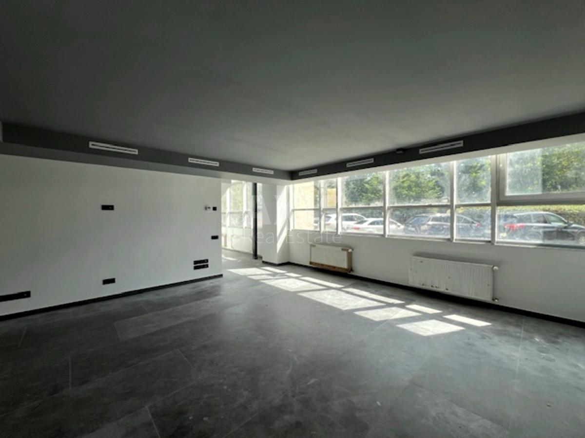 Trade object vul. Jevgena Konoval'cja 44А, 180m2634096