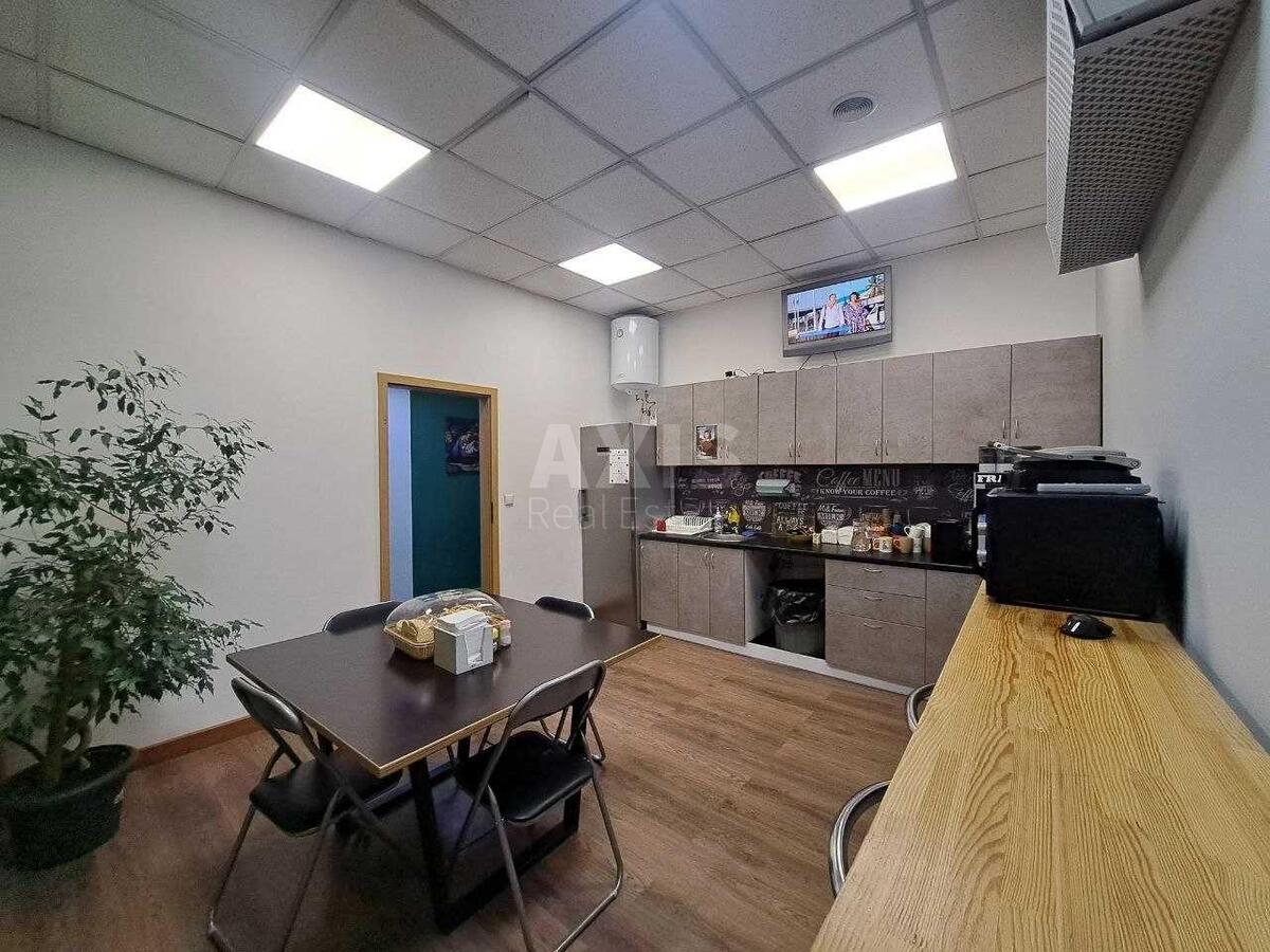 Office vul. Zheljabova 2, 12m29