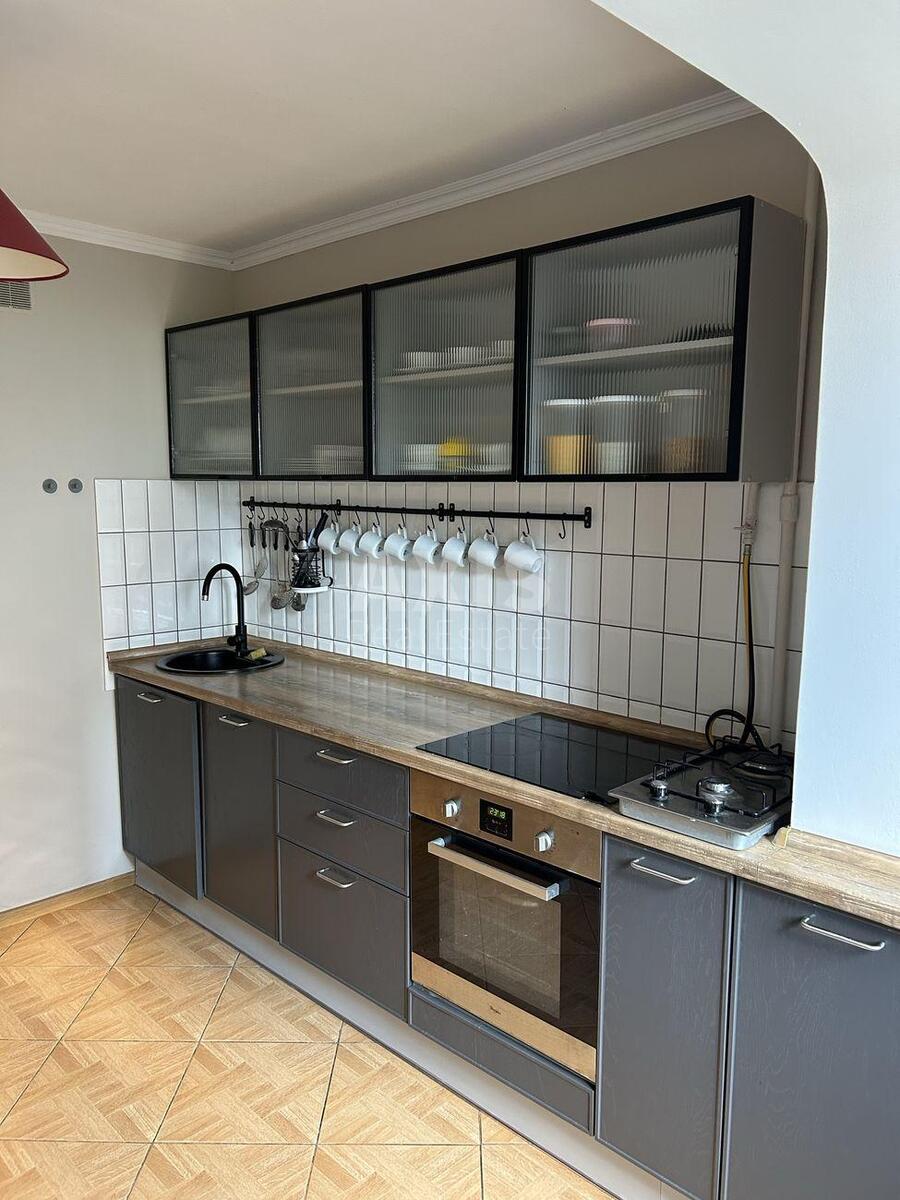 2k apartment vul. Dragomanova 51