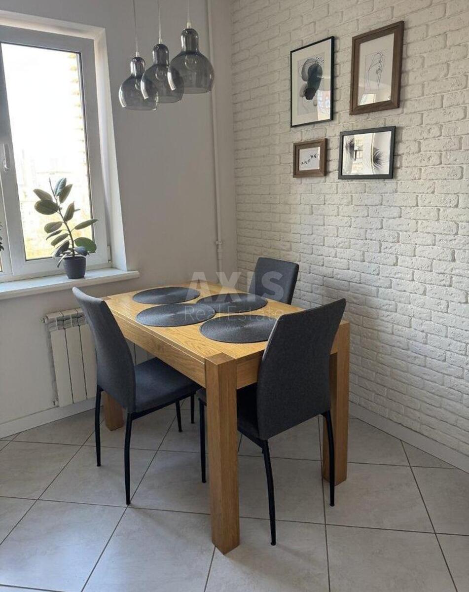 3k apartment vul. Kravchuka Myhajla 17631960