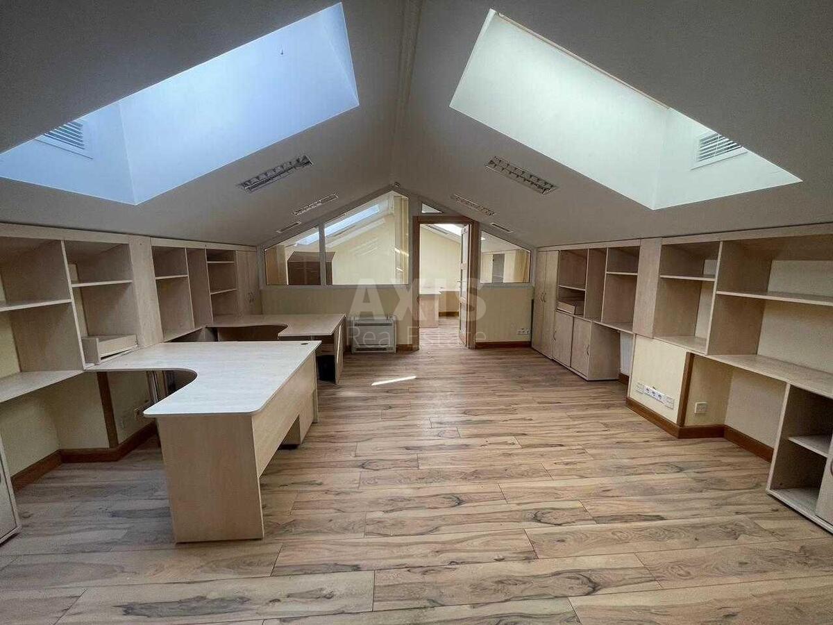 Office vul. Saksagans'kogo 67Б, 1780m2589334