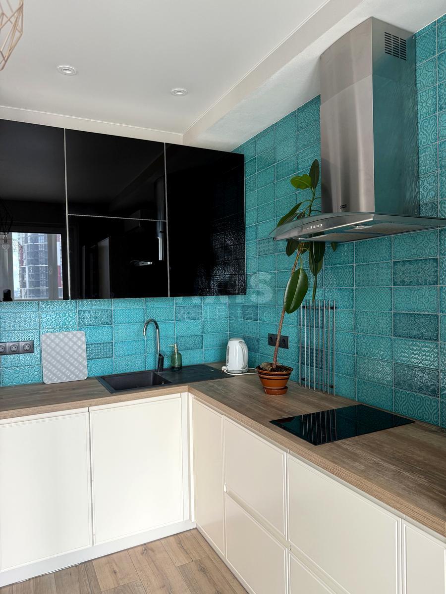 2k apartment vul. Mykil's'ko-Slobids'ka 1058964