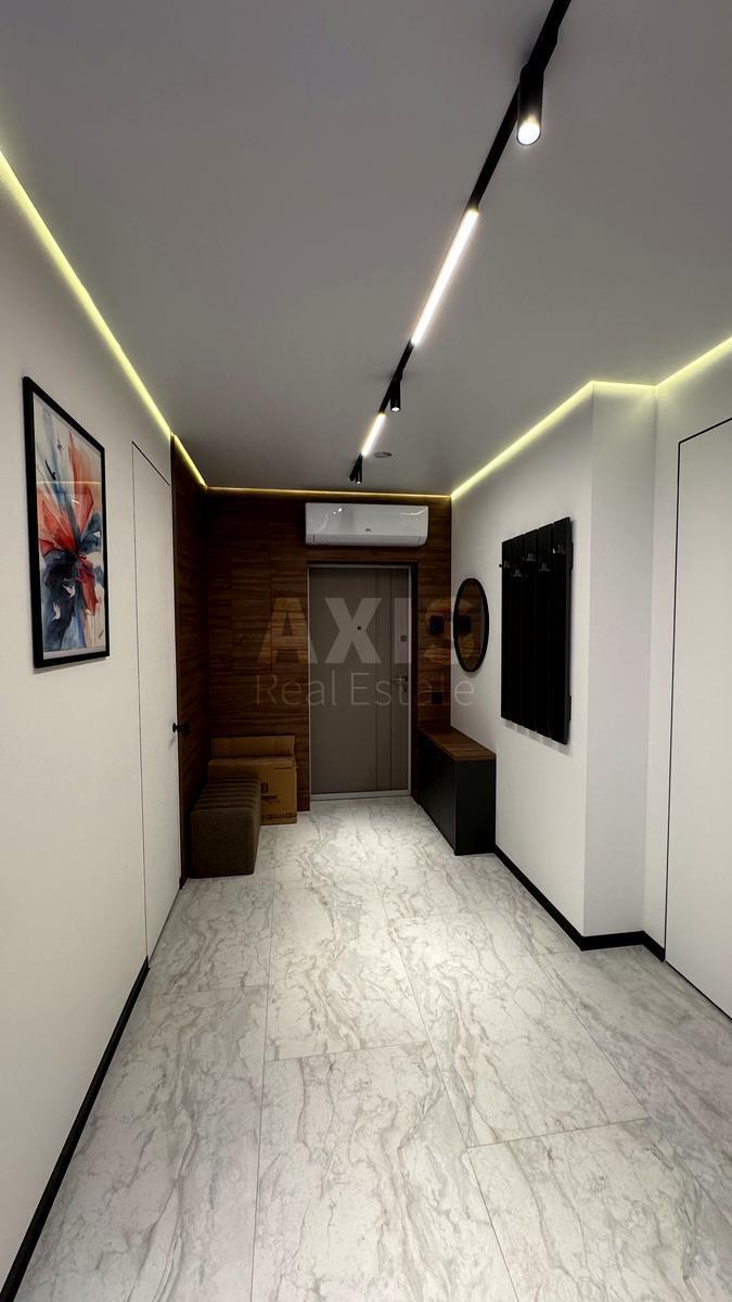 1k apartment nab. Dniprovs'ka 15Ж632586