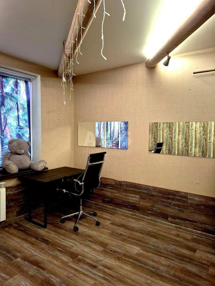 3k apartment vul. Chornovola V'jacheslava 203