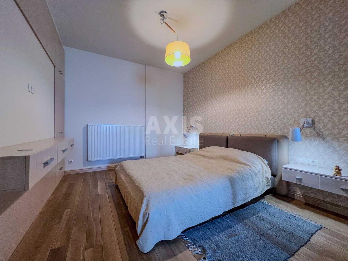 2k apartment vul. Zhyljans'ka 1187