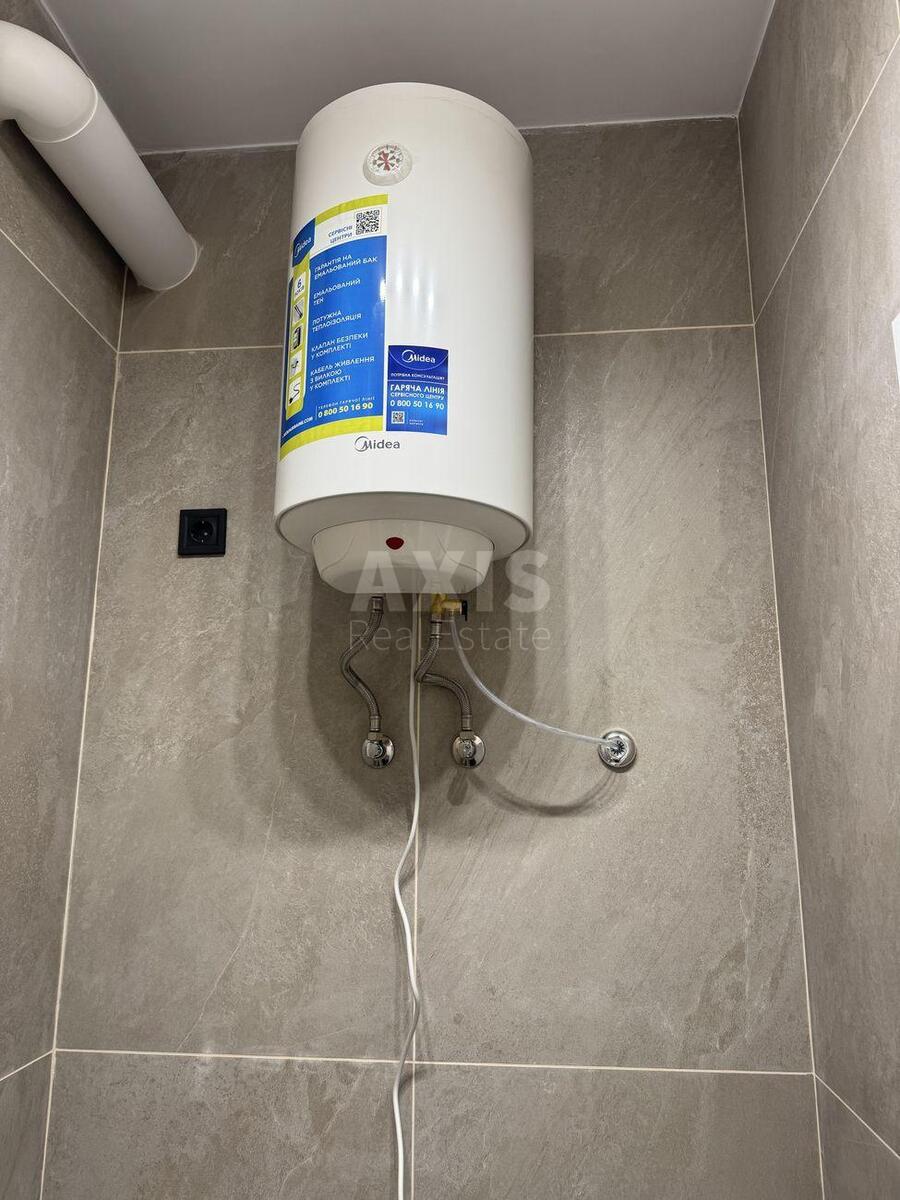 Офис ул. Михаила Максимовича 28В, 40м28