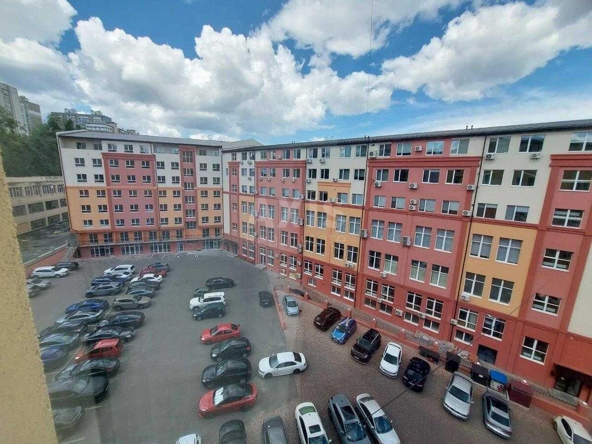 Office vul. Glybochyc'ka 17, 50m211