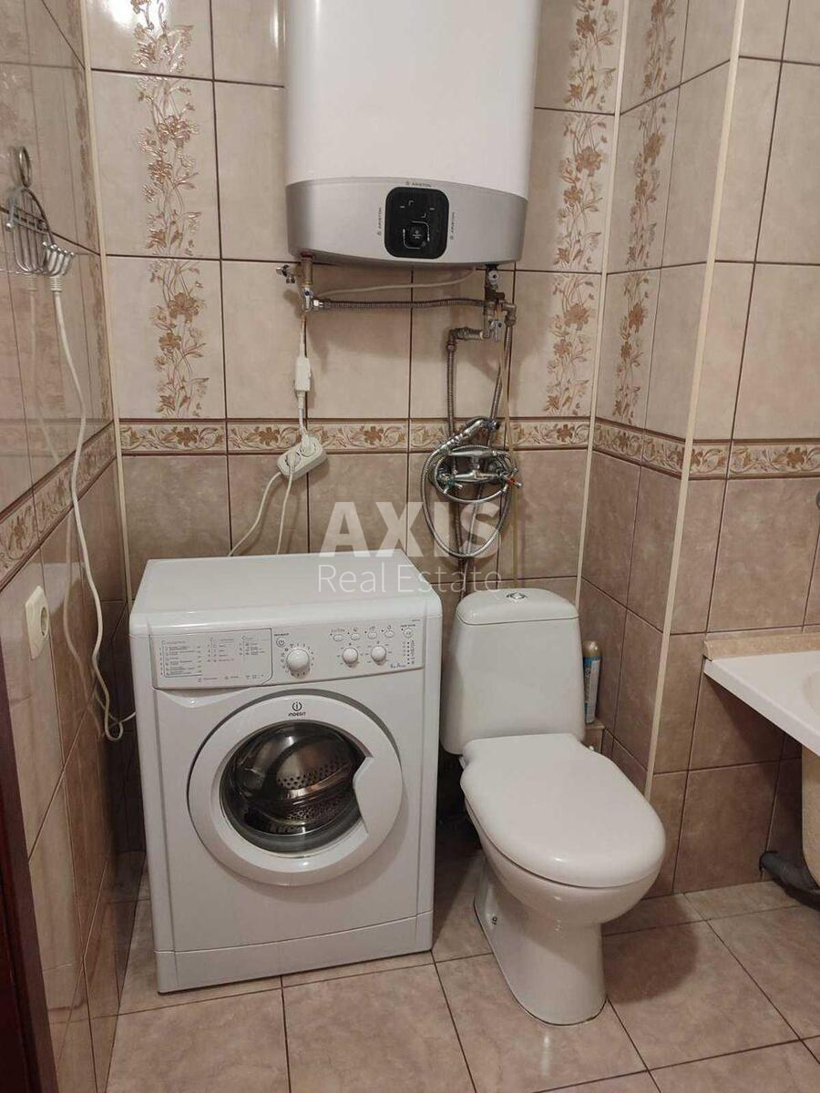 1k apartment vul. Petryc'kogo Anatolija 196
