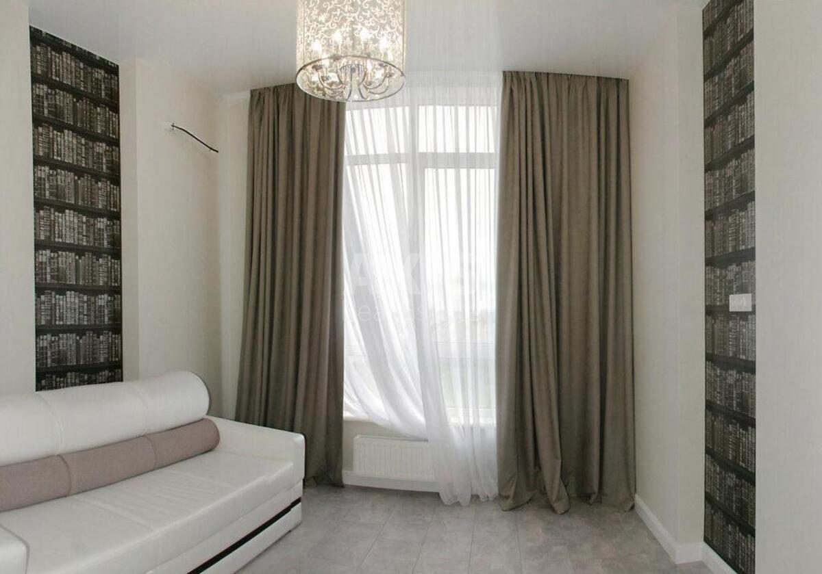 3k apartment vul. Universytets'ka 20В641080