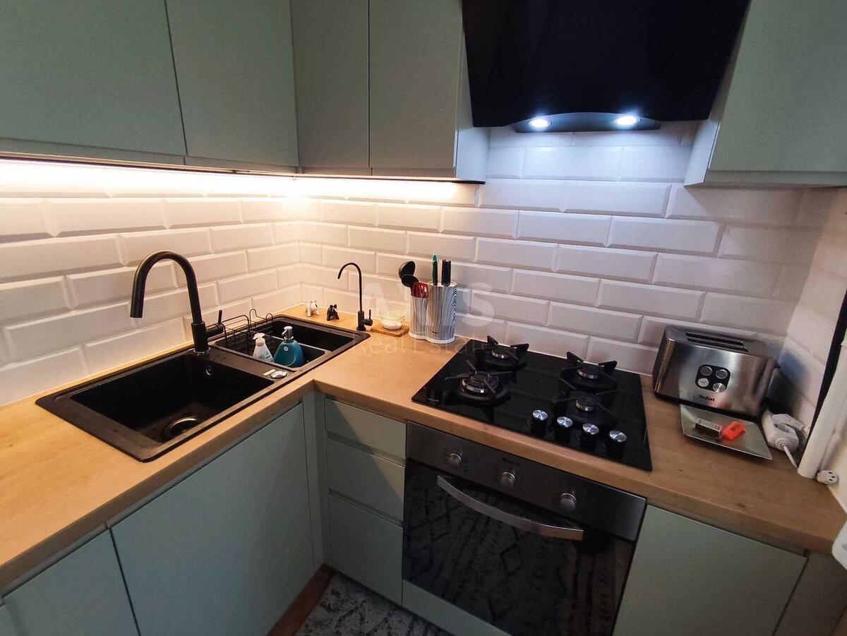 3k apartment vul. Velyka Vasyl'kivs'ka 1020