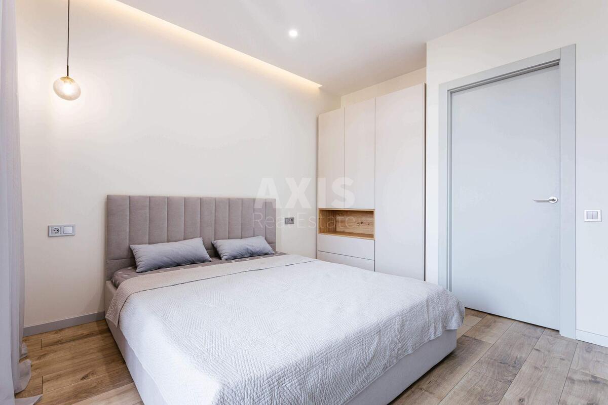 4k apartment pr-t Peremogy 676