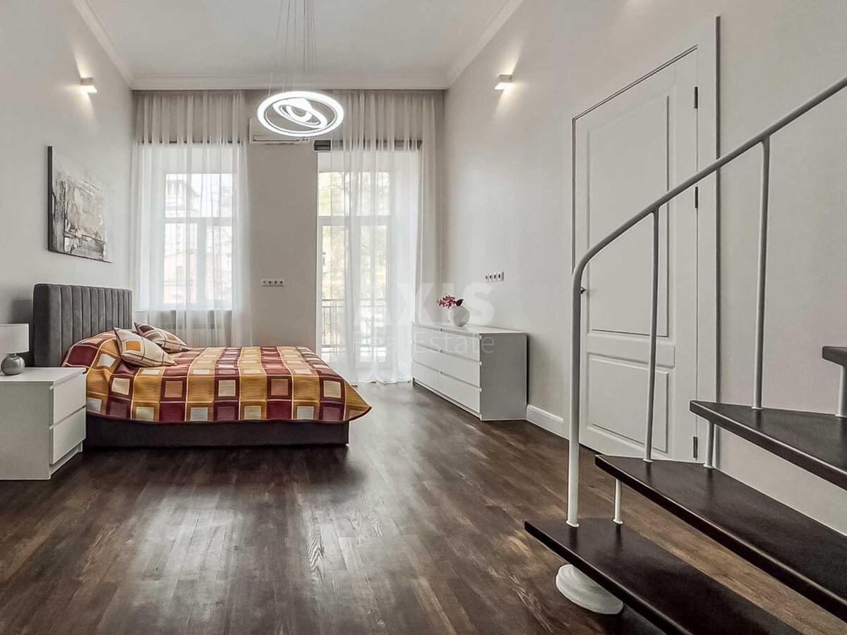3k apartment vul. Stanislavs'kogo 38