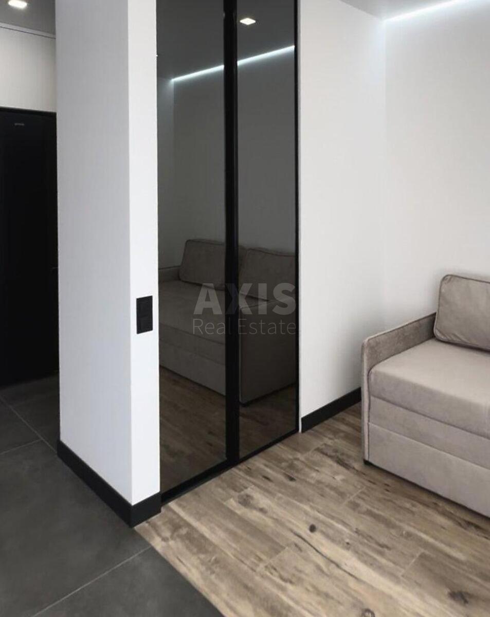 2k apartment vul. Grechka Marshala 10К3