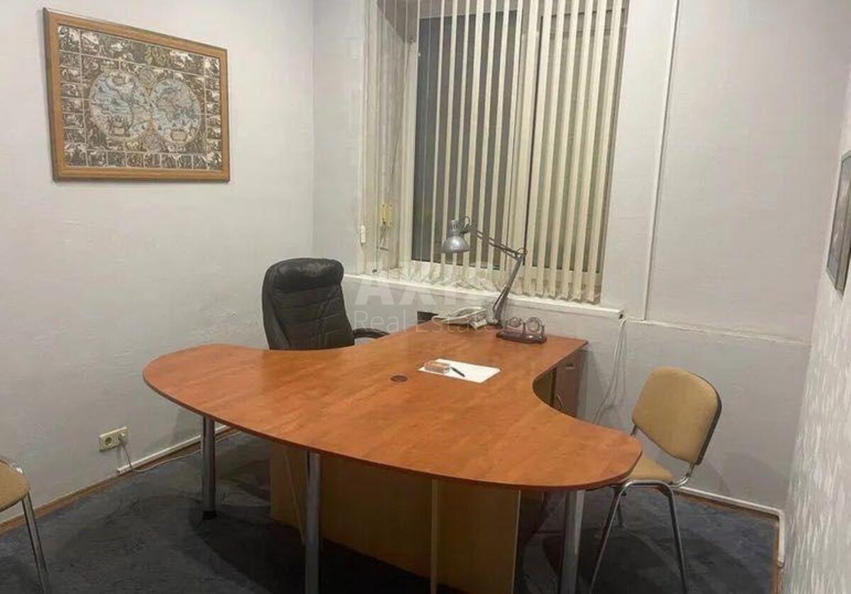 Office vul. Dovnar-Zapol's'kogo 4, 60m25