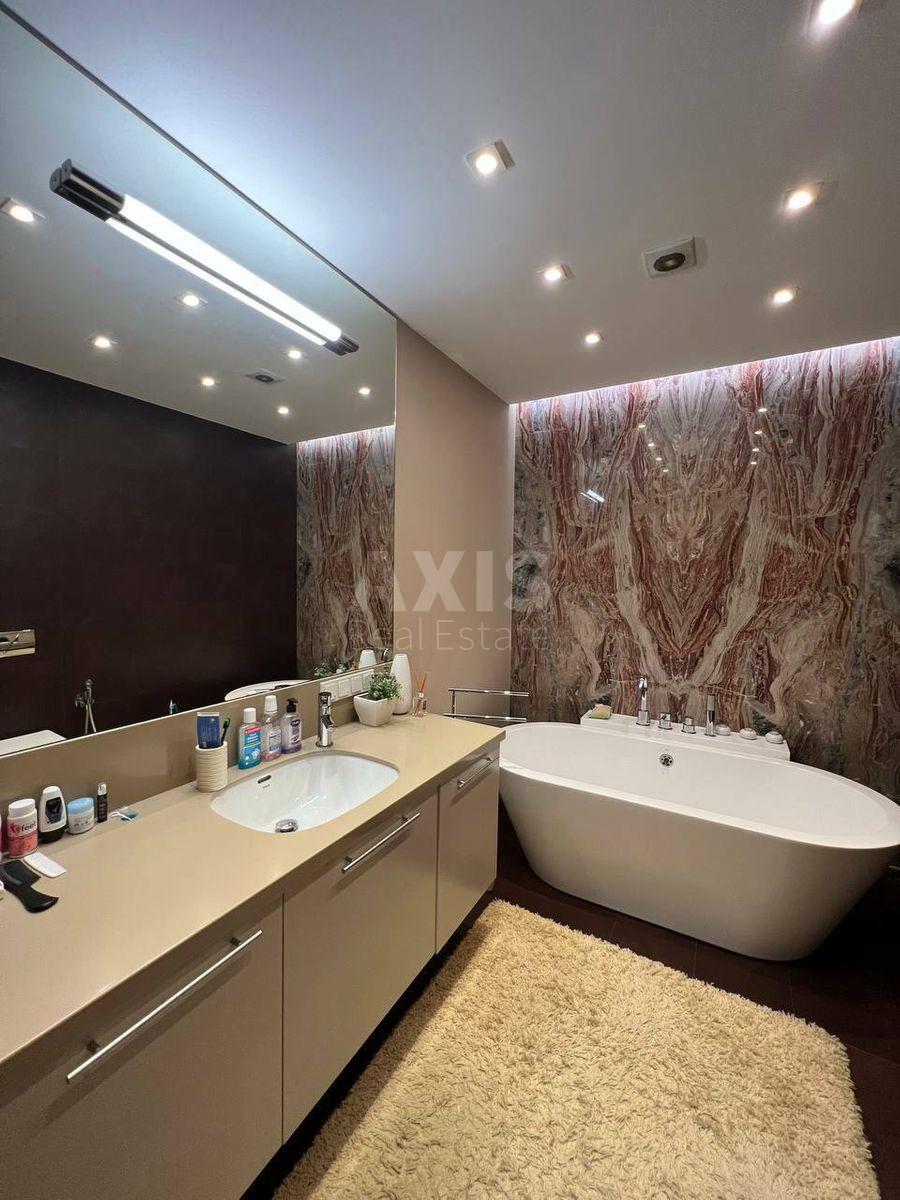 3k apartment vul. Shums'kogo Jurija 3Г10