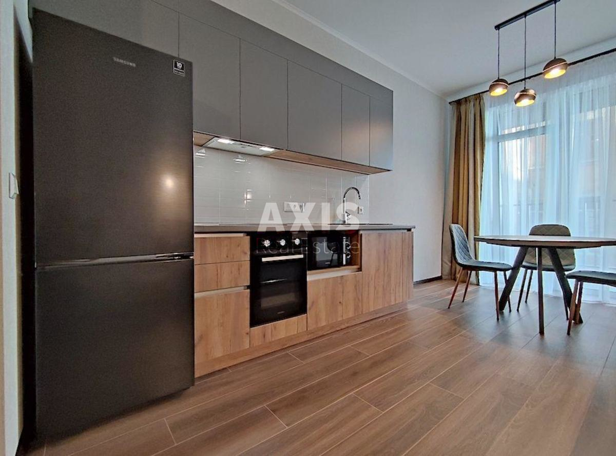 1k apartment vul. Antonovycha 24Б