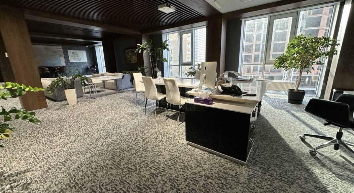 Office vul. Jevgena Konoval'cja 34, 337m2570774