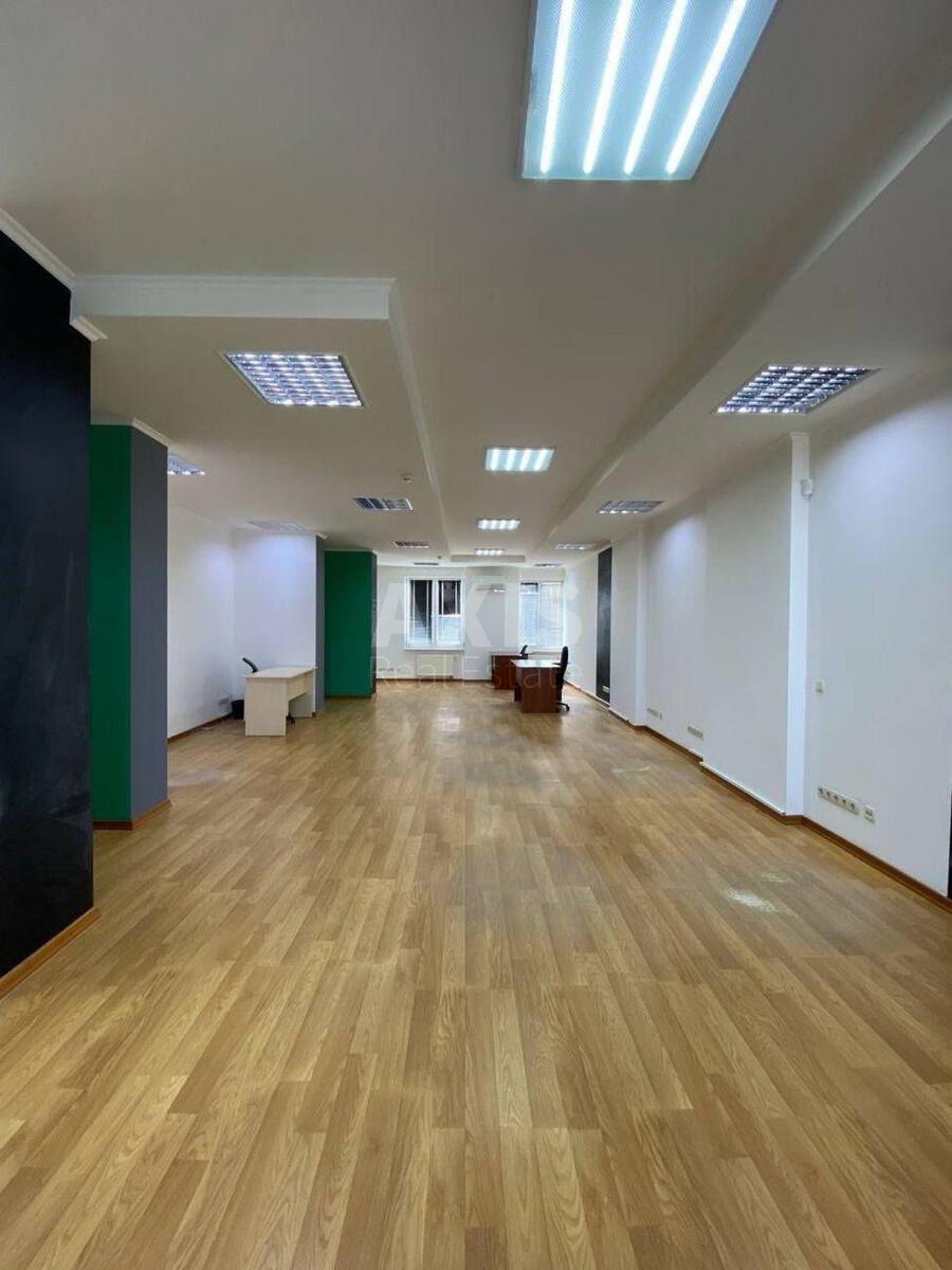 Office vul. Rudans'kogo Stepana 3А, 253m2569005
