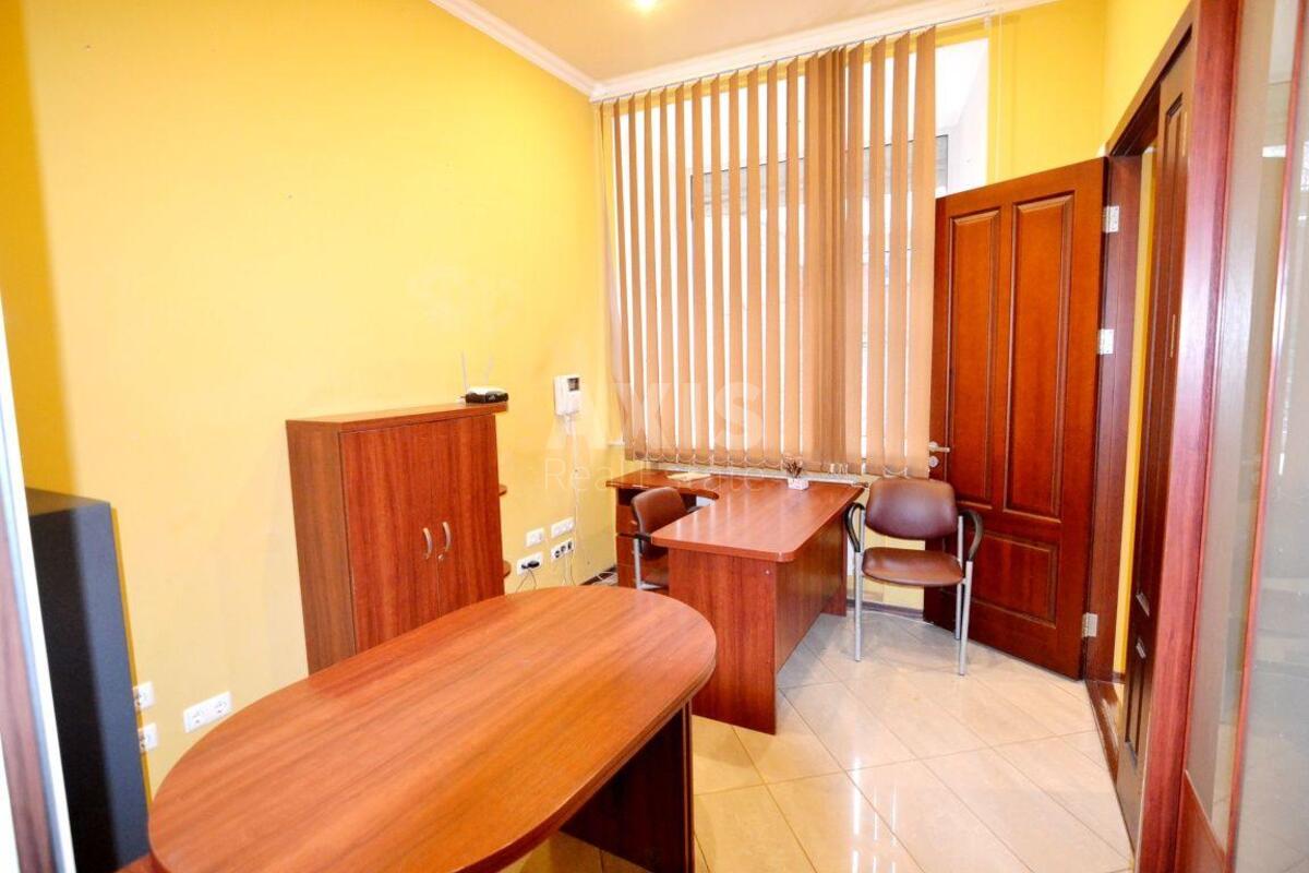 Офис ул. Лютеранская 15, 55м2569803