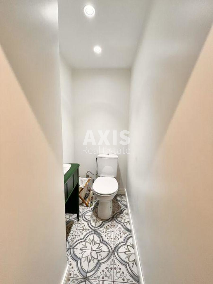 3k apartment vul. Ahmatovoi' Anny 3а5