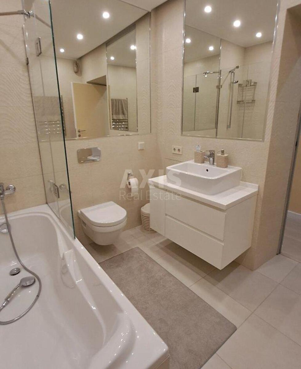 5k apartment vul. Dmytrivs'ka 453