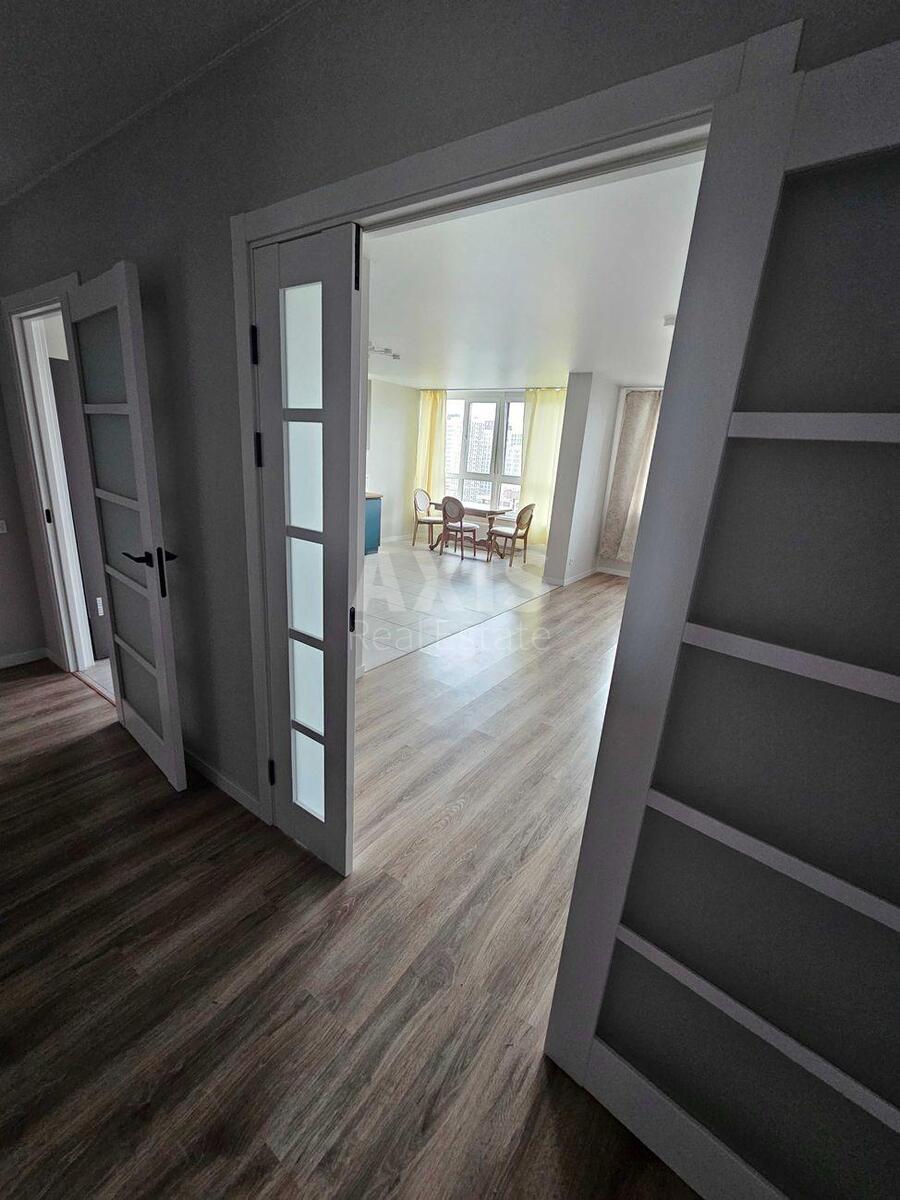 2k apartment vul. Myhajla Maksymovycha 32Б572295