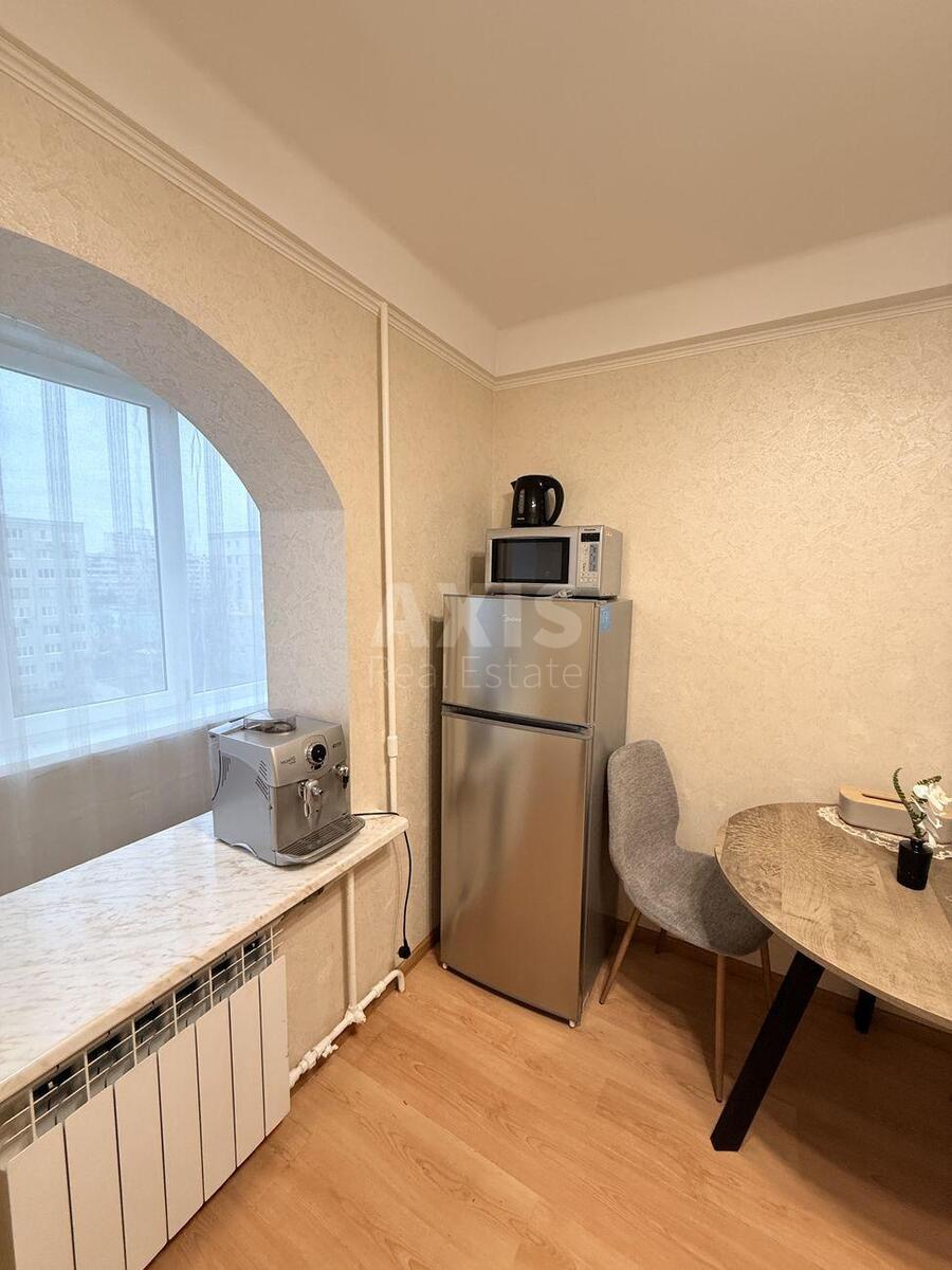 1к квартира пр-т Оболонский 37616701