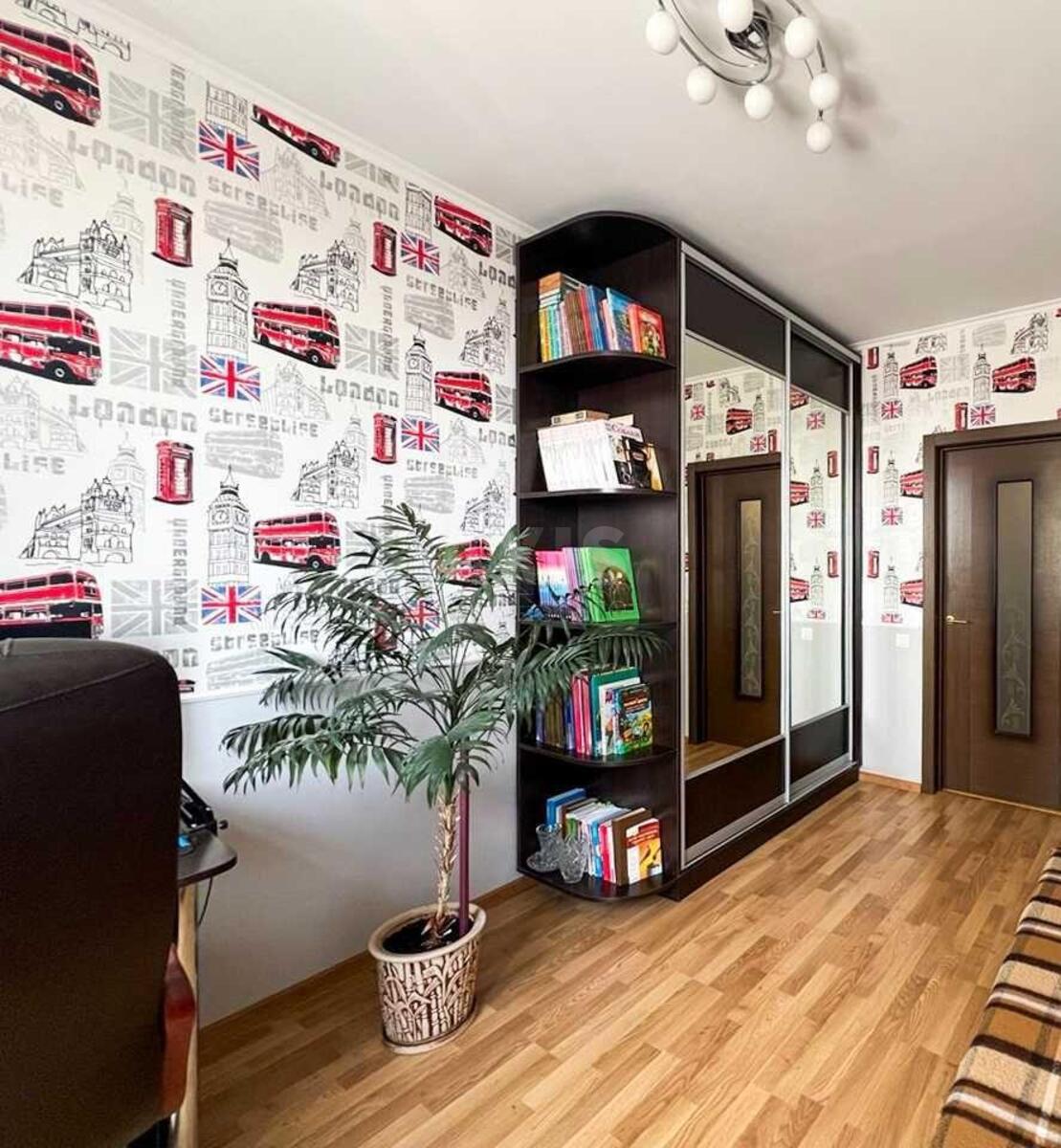 3k apartment vul. Voskresens'ka 14Е575547