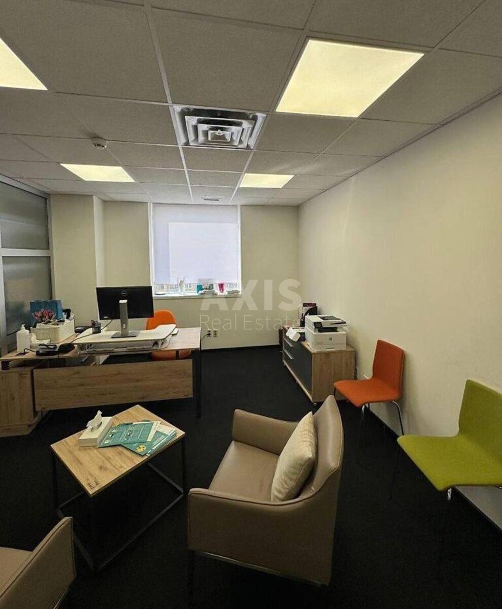 Office vul. Shovkovychna 42/44, 288m21