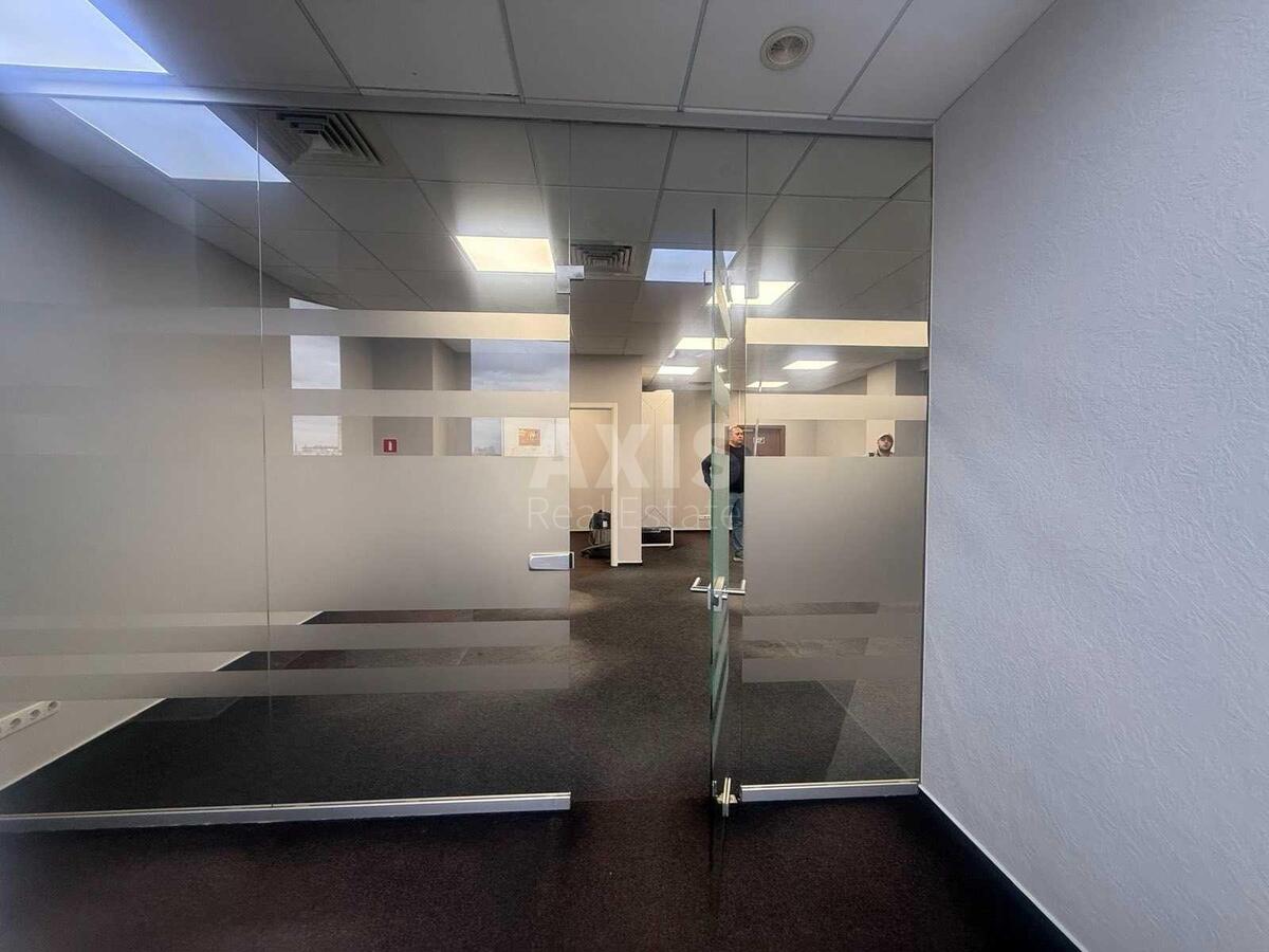 Офис ул. Сверстюка Евгения 11Б, 72м2620012
