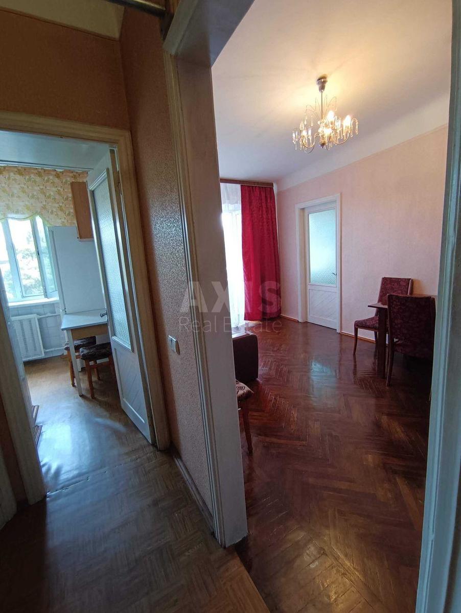 3к квартира ул. Краснова Николая 80