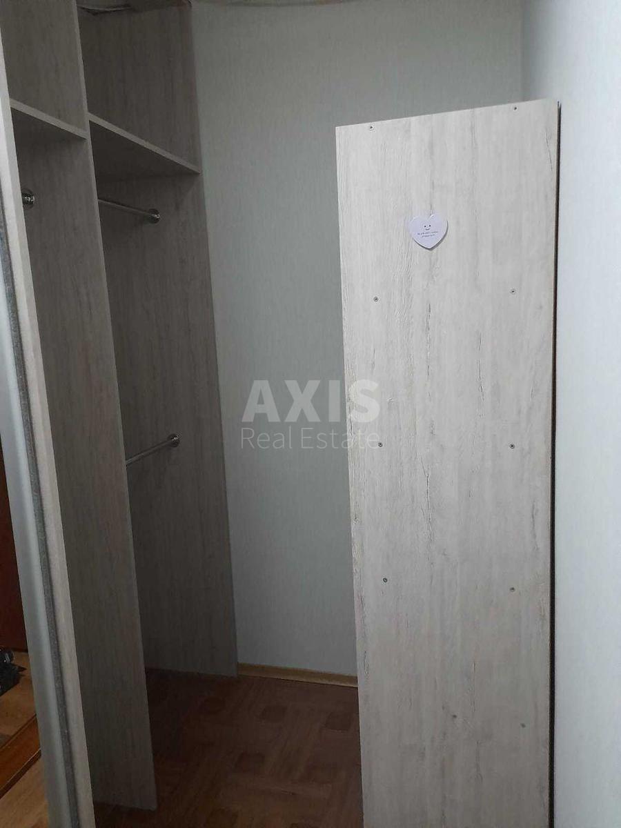 1k apartment vul. Zdolbunivs'ka 133
