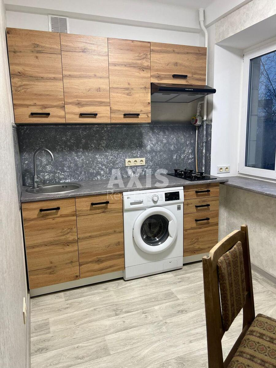 2k apartment pr-t Povitryanykh Syl 5462494