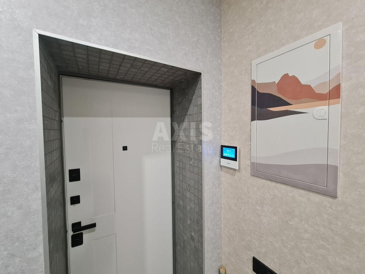Office vul. Kikvidze 13, 45m24