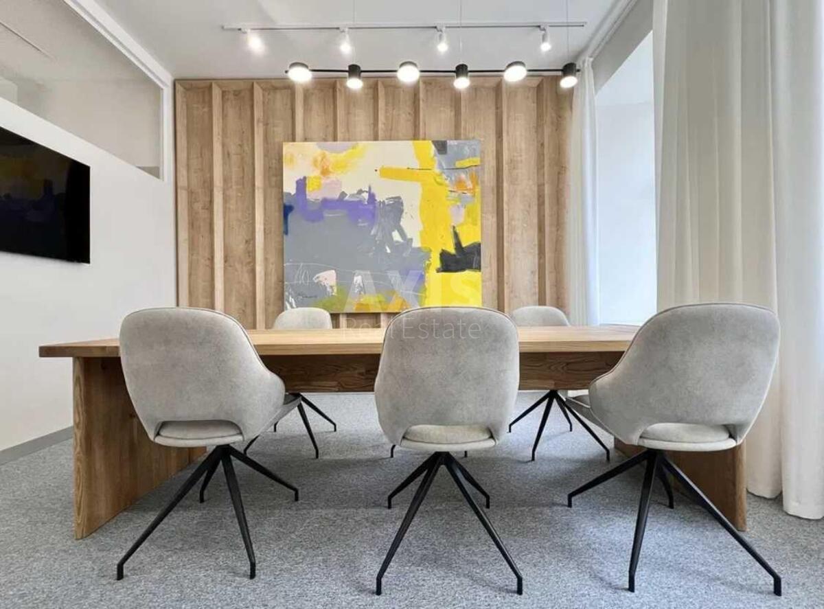 Office vul. Bul'varno-Kudrjavs'ka 51, 125m2588001