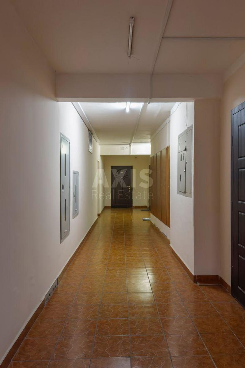 2k apartment vul. Oleny Pchilky 66