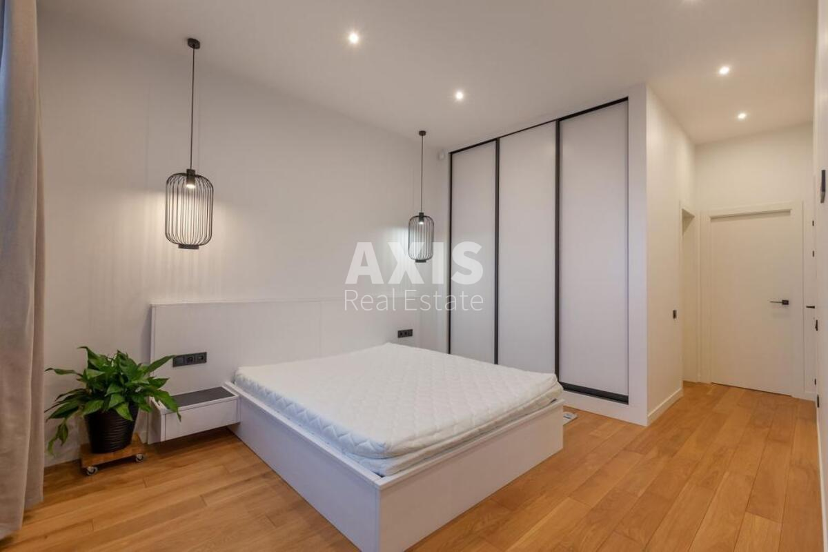 4k apartment vul. Saperne Pole 14/557