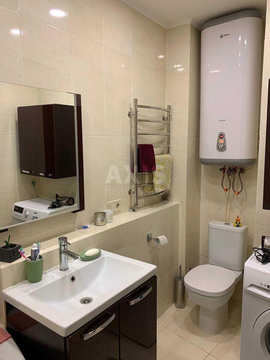 1k apartment vul. Oleny Pchilky 68