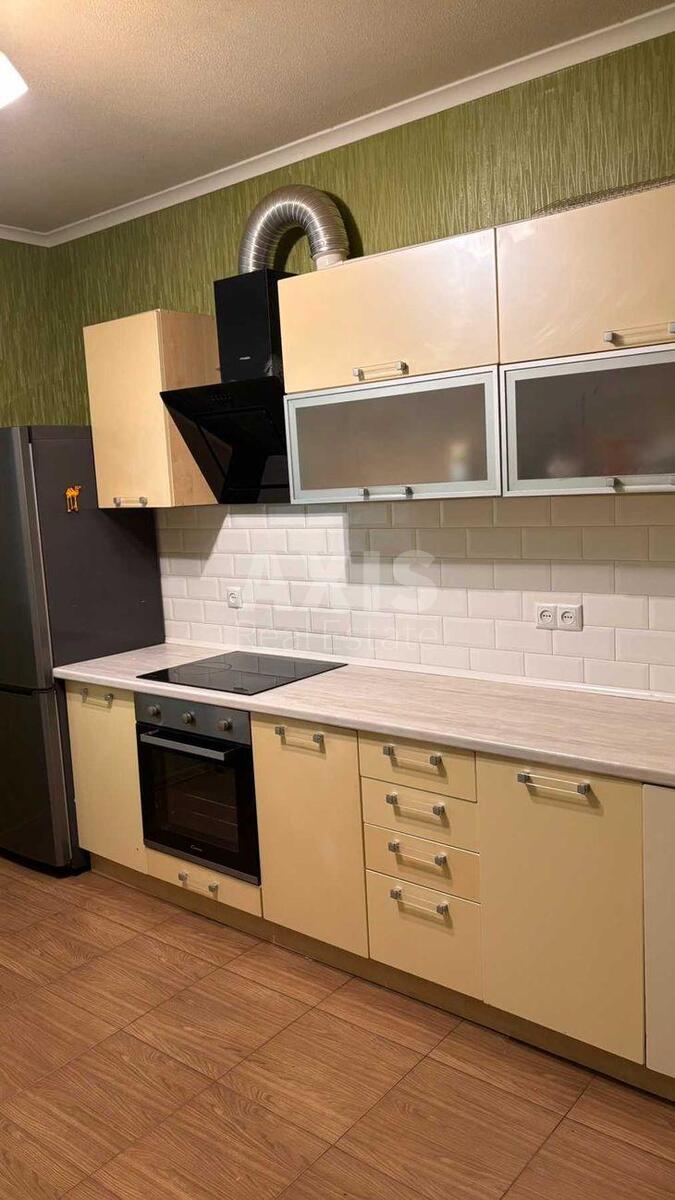 1k apartment vul. Voskresens'ka 140