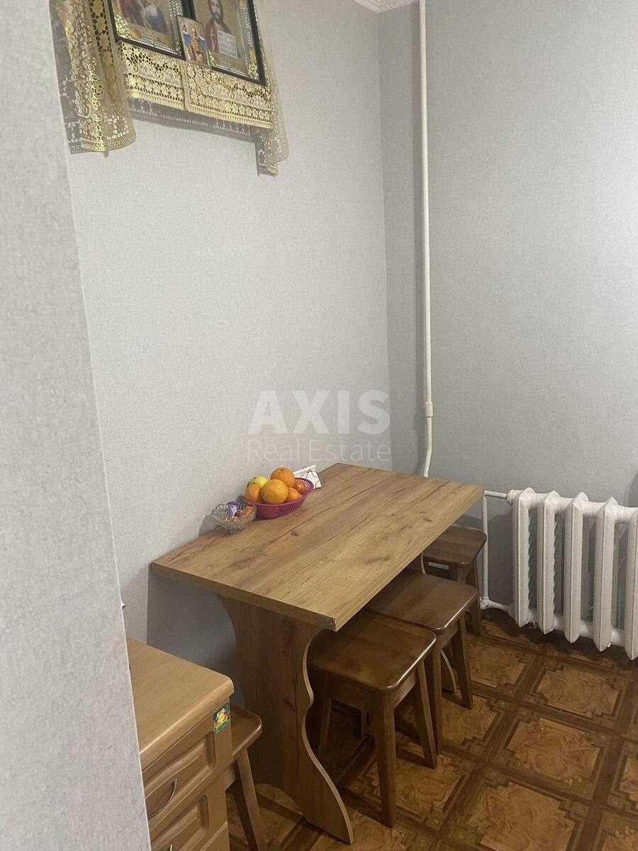 2k apartment vul. Myropil's'ka 371