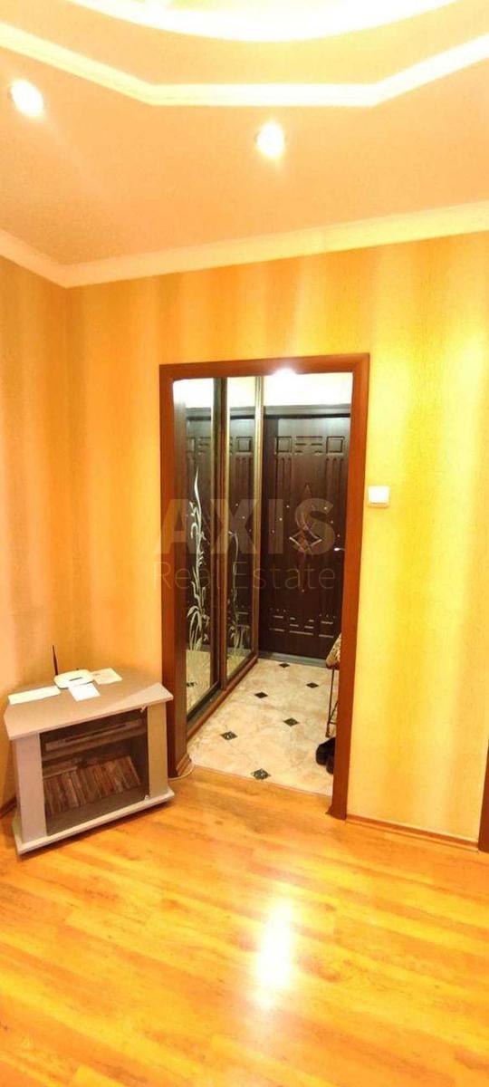 3к квартира пр-т Героев Сталинграда 58А2