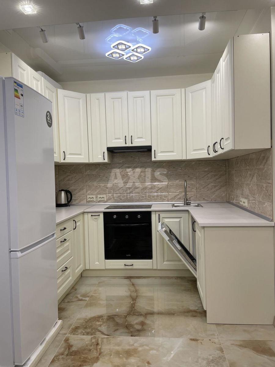 1k apartment vul. Zarichna 16