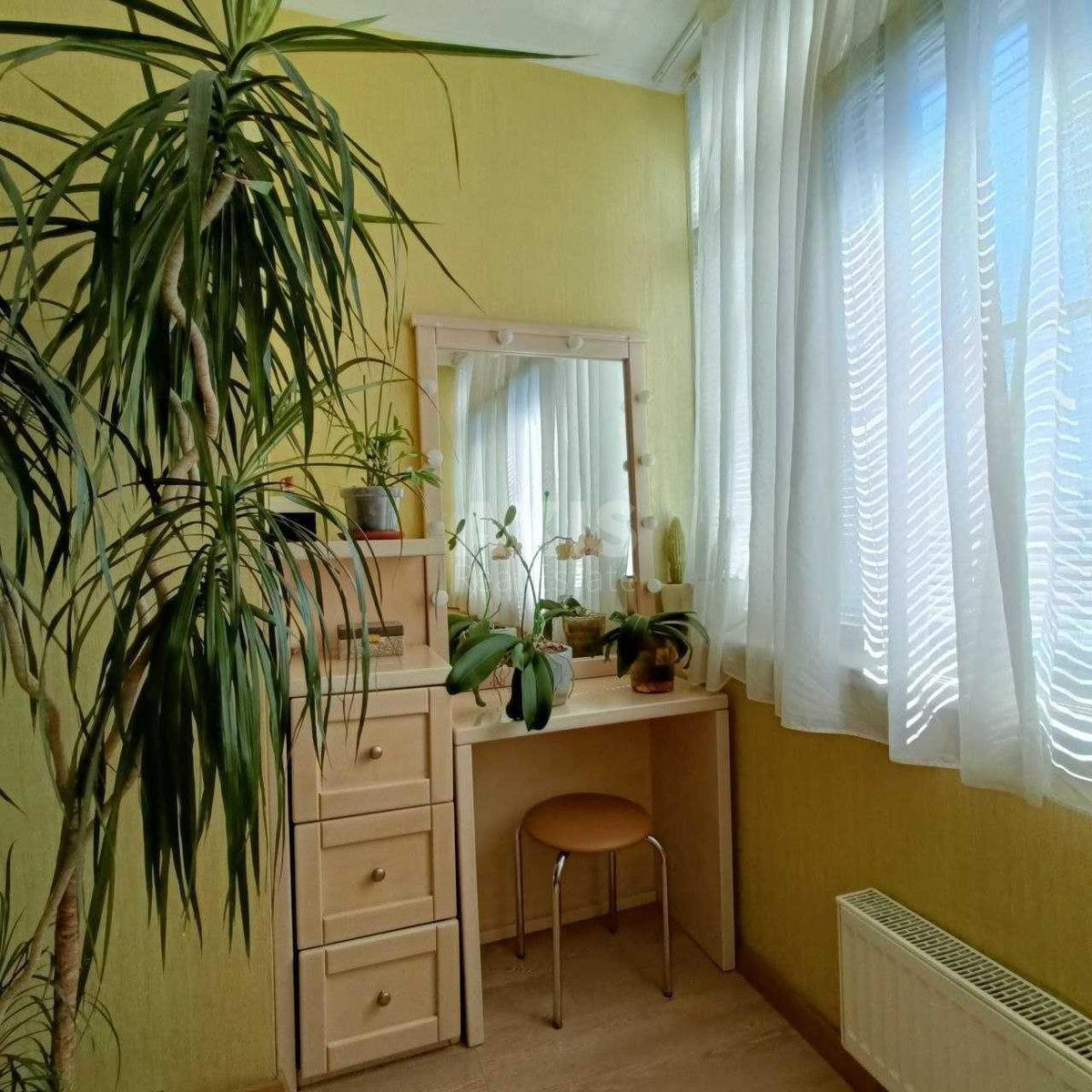 3k apartment vul. Yulia Zdanovska 46/12